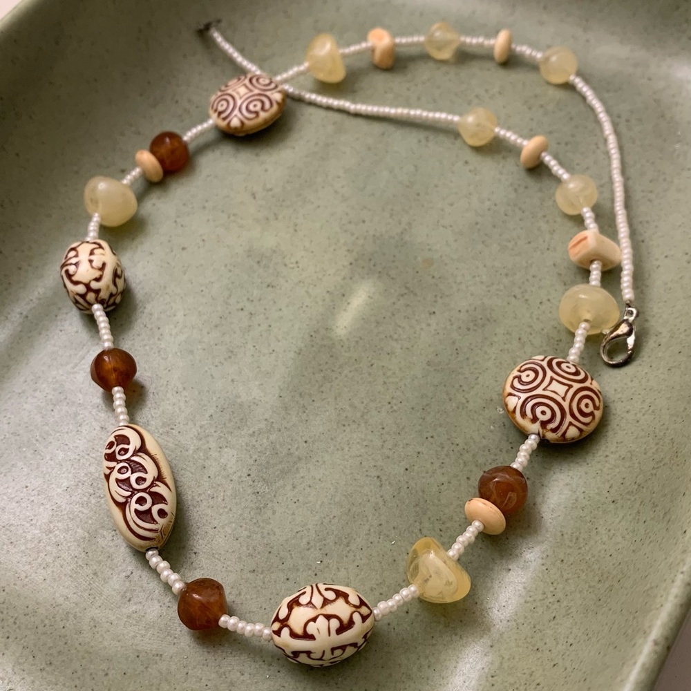 VNTG 1960s Handcrafted Cream & Brown boho beaded Necklace - Women Jewelry